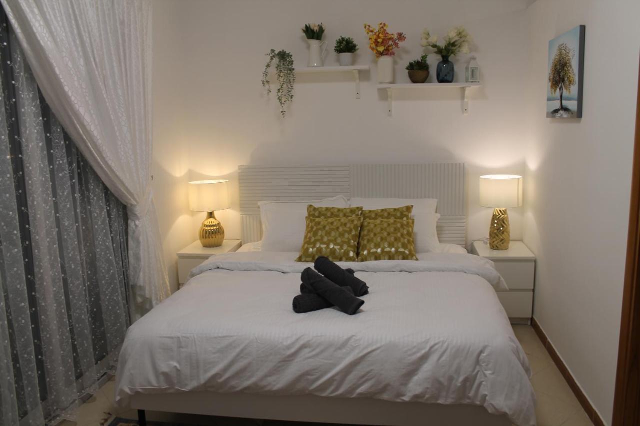 Newly Furnished Cozy 1 Bedroom Apartment Close To Jbr Beach And Metro ドバイ エクステリア 写真