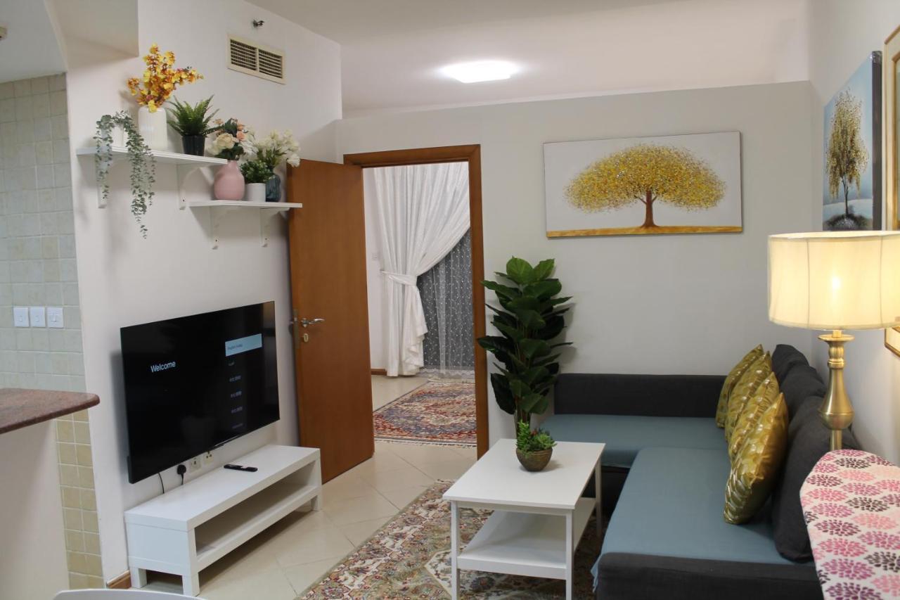 Newly Furnished Cozy 1 Bedroom Apartment Close To Jbr Beach And Metro ドバイ エクステリア 写真