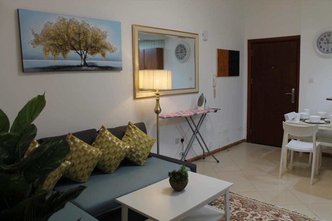 Newly Furnished Cozy 1 Bedroom Apartment Close To Jbr Beach And Metro ドバイ エクステリア 写真