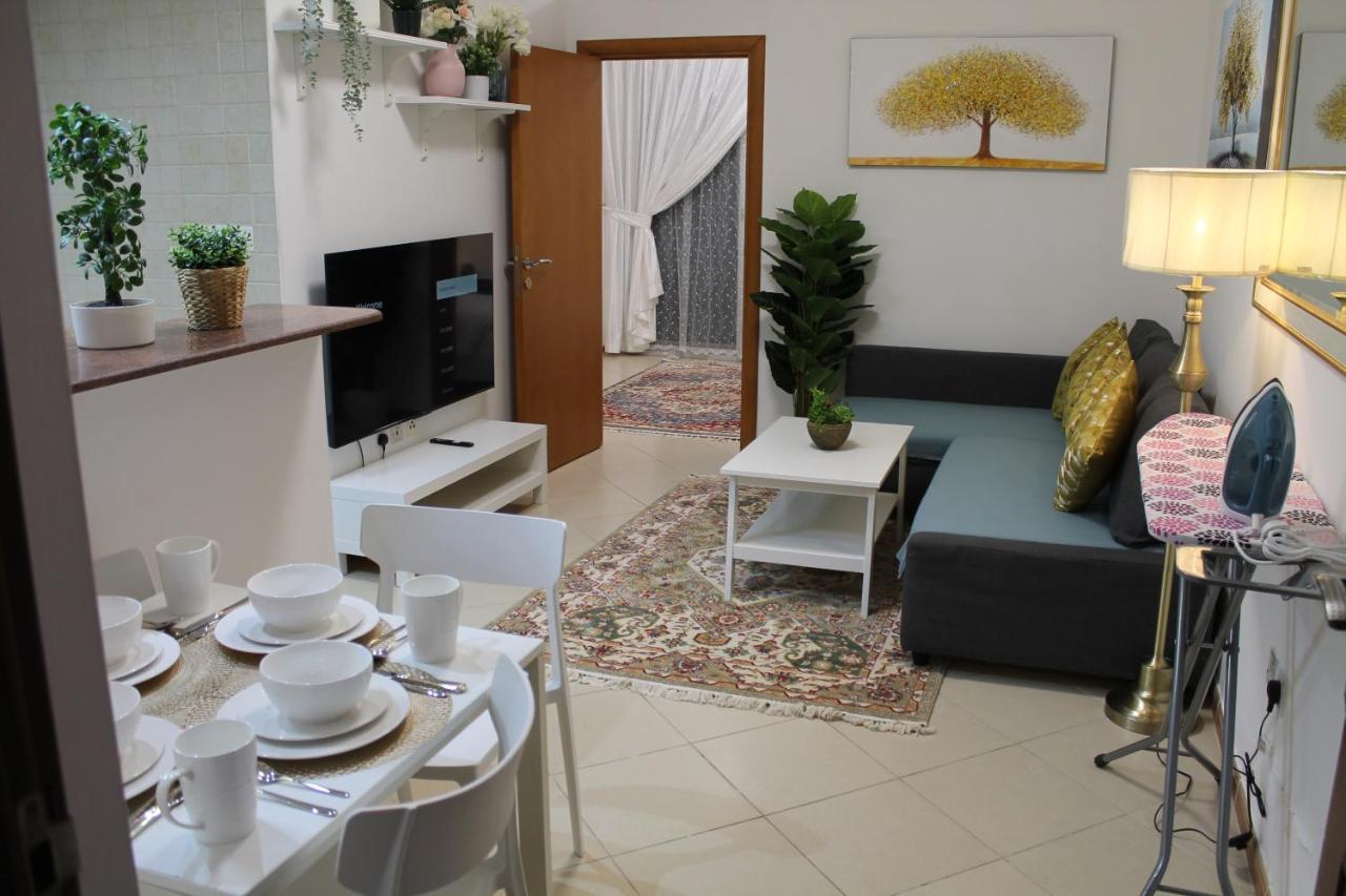 Newly Furnished Cozy 1 Bedroom Apartment Close To Jbr Beach And Metro ドバイ エクステリア 写真
